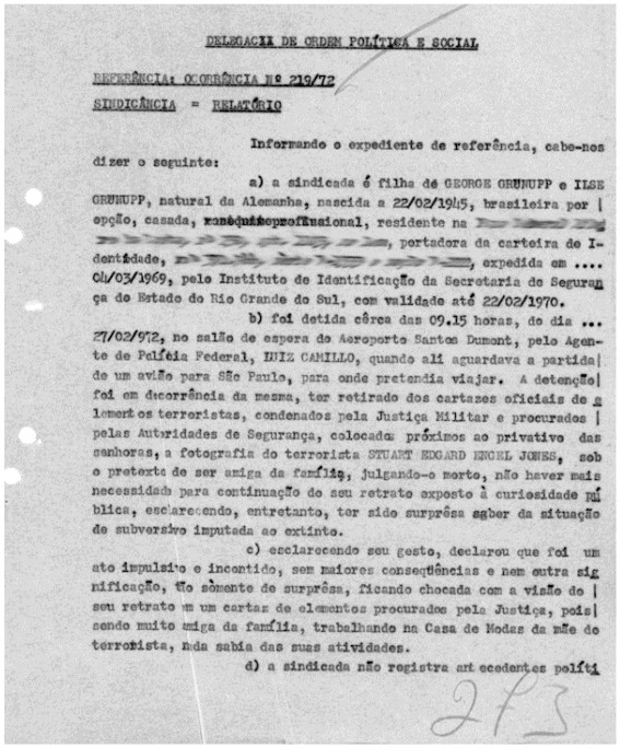 Fofão' da Carreta da Alegria cai de rosto no chão ao dar salto